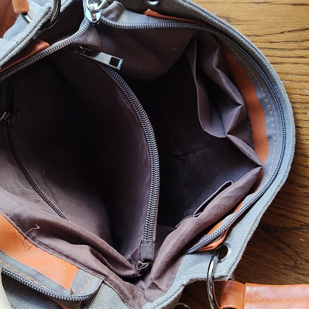 Classic Fashion Crossbody Bag - Picture 5 of 5